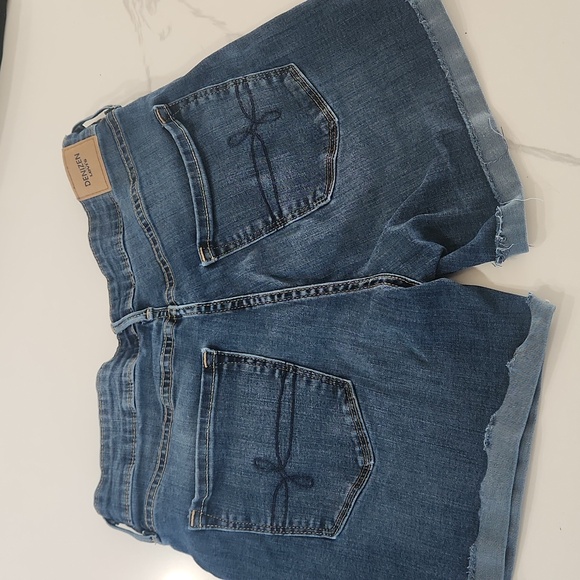 Denizen Levi's Size 10 Waist 30 Shorts - Picture 3 of 3